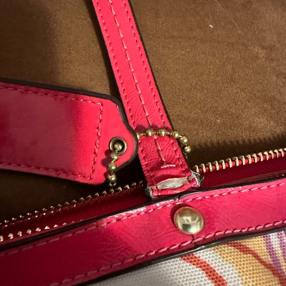 Coach Purse - Picture 4 of 4